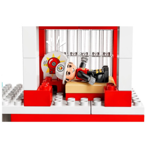 LEGO Duplo Fire Station And Helicopter  (10970)