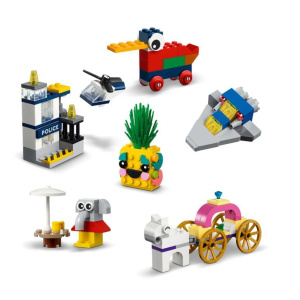LEGO Classic 90 Years of Play  (11021)